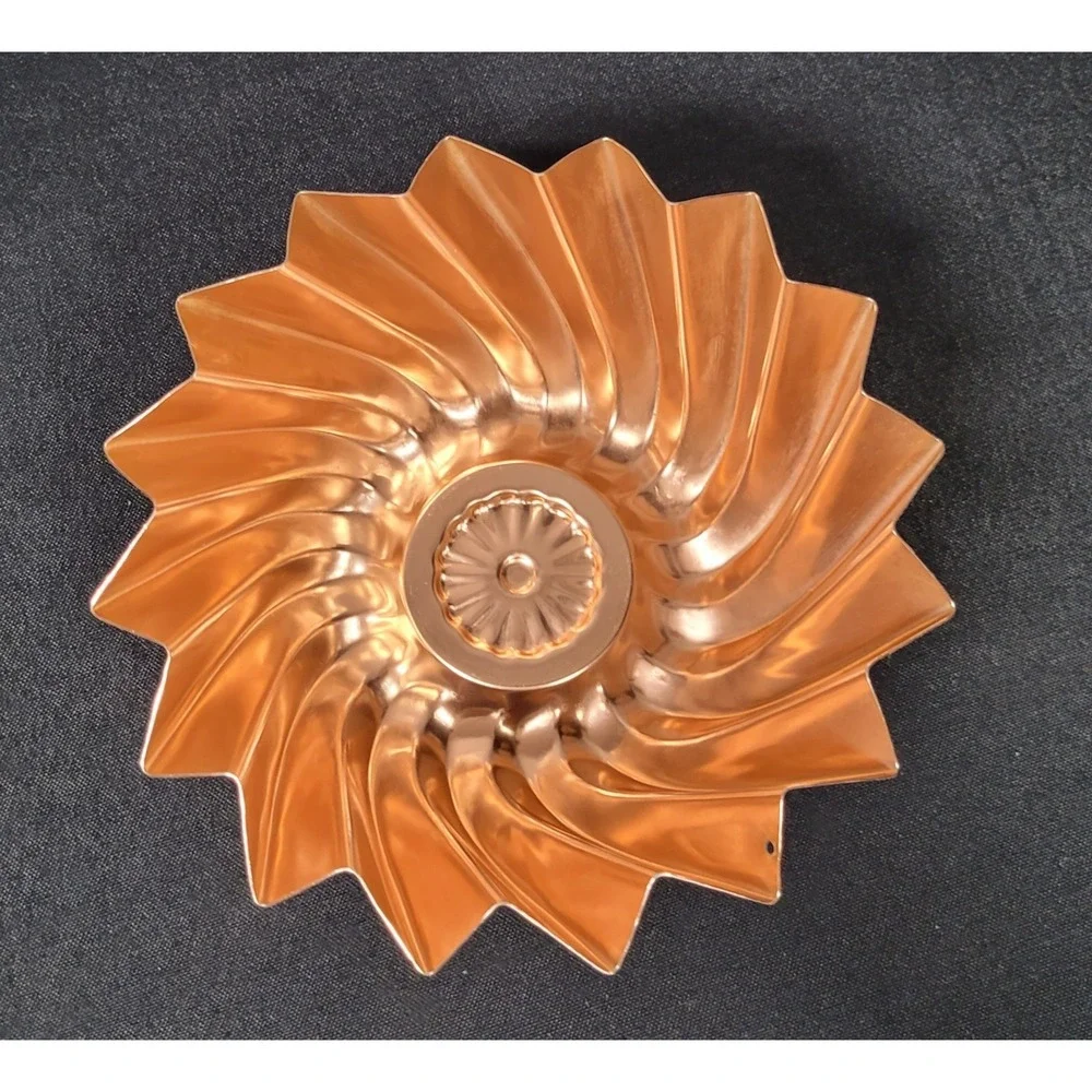 VTG 60s Copper Tone Pinwheel Jello Mold Swirl Starburst Fluted Aluminum Decor